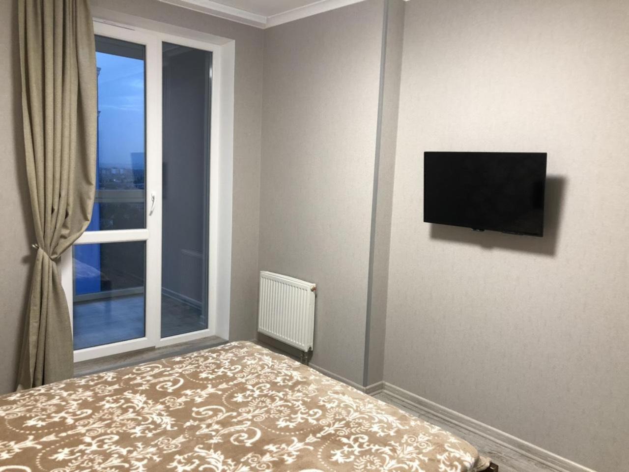 Квартира Парковые Озера Apartment Kiev Exterior photo